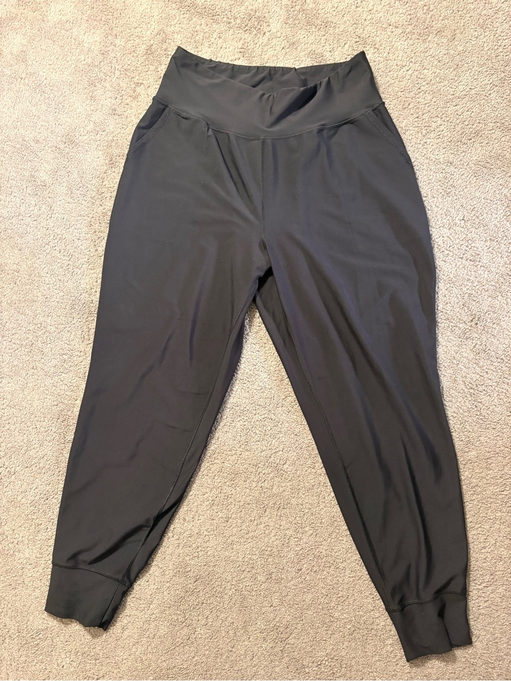 Old Navy Women’s Black Wide-Waist Jogger Pants
